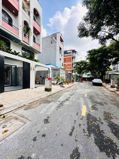 Chỉ 7ty35tl NHÀ XÂY MỚI 70m FULL NỘI THẤT TK HIỆN ĐẠI SỔ HỒNG 2025