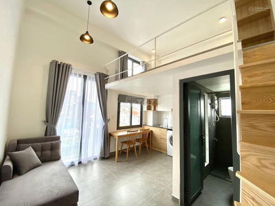 NGAY Đại học Hutech, Cho thuê Ban công có gác + Full Nội thất