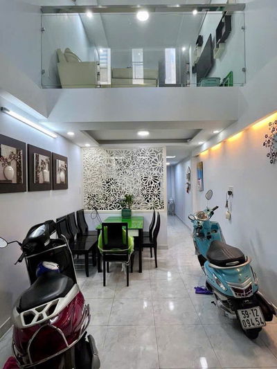 CHO THUÊ NHÀ TRUNG TÂM QUẬN 1. NHÀ MỚI, FULL NỘI THẤT, CHỈ 20 TRIỆU