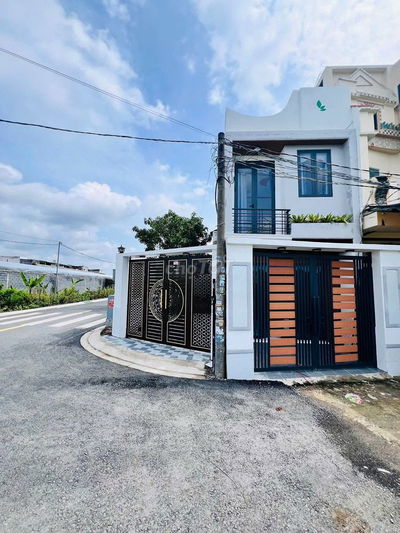 Nhà mặt tiền 112,5m2 Khu Dân Cư Đặng Huỳnh ,Tân Kim ,long An