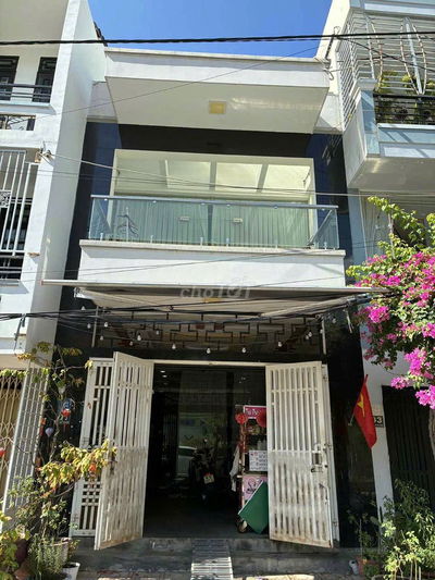 Bán nhà MT KINH DOANH đường  13m-2Tầng-DT94m2-3PN-vĩnh hoà-NT-7ty5 💥