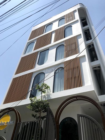 Bán khách sạn -DT130M2-6tầng-16P -Điện biên Phủ-vĩnh Hoà-NT-chỉ 17ty