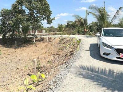 Chỉ 999tr sở hữu 1000m2 đất vườn chuyển thổ view kênh