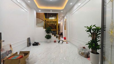 BÁN NHÀ KIM GIANG - 5 TẦNG – 51M² – Ô TÔ QUA NHÀ – GIÁ 13.2 TỶ