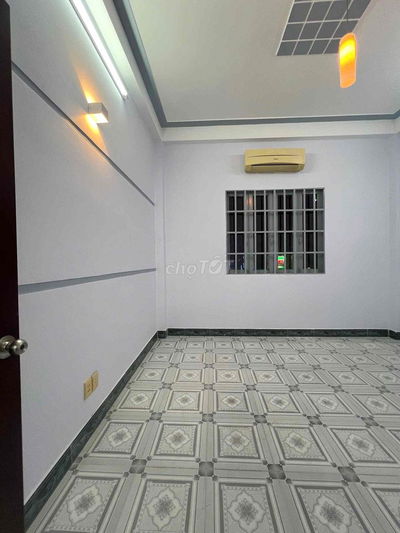 Nhà MT Đ. số 54 khu Bình Phú  4x17m, 3.5 tấm đối diện công viên