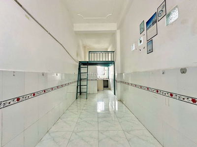 PHÒNG RỘNG 30M2 NGAY LÊ VĂN QUỚI, FULL NỘI THẤT