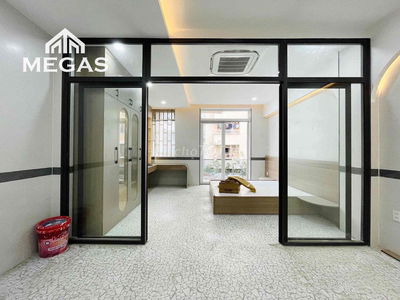 CHO THUÊ CĂN HỘ CAO CẤP BAN CÔNG SÁNG NGAY COOPMART NHIÊU LỘC Q3