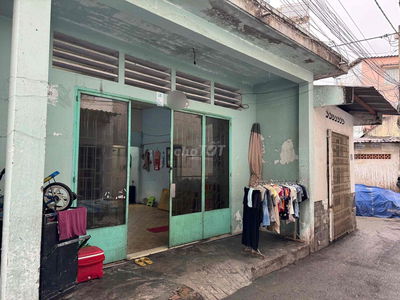 NHÀ C4 LÊ VĂN VIỆT - NGÃ TƯ THỦ ĐỨC 70M2 CHỈ 4TỶ65