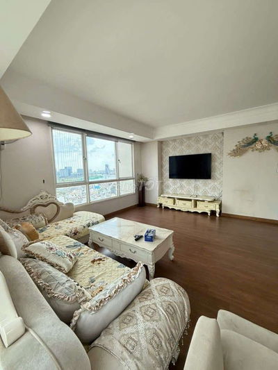 Cho thuê The Manor 3pn 2wc 157m2 giá 26tr