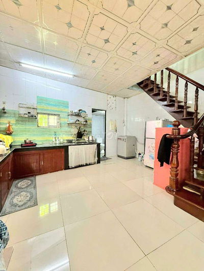 Nhà Gò Dầu, Tân Phú, hẻm 3 gác thông, Dt 4x12, 2 tầng, 4PN,
Giá 3.x tỷ