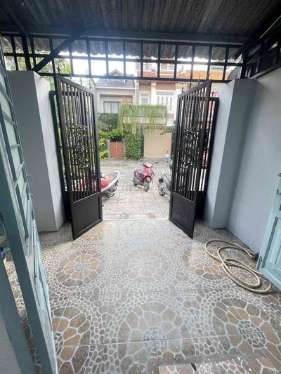 Cho Thuê Nhà Gần Quảng Trường Tỉnh