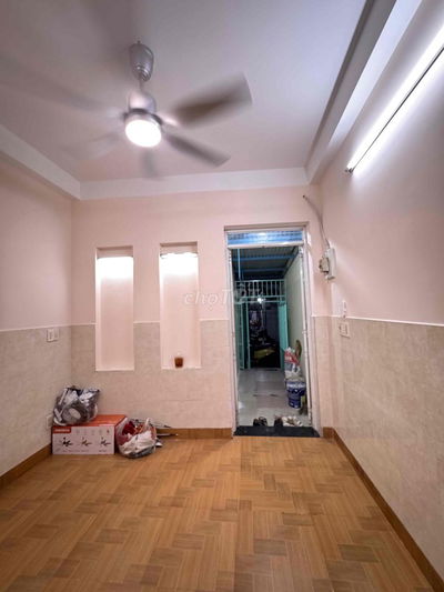 Nhà 194 Đô Đốc Lộc, Tân Quý, Tân Phú 8tr/th