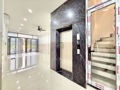 CHO THUÊ NHÀ MỚI FULL NỘI THẤT CÓ THANG MÁY KĐT MỸ GIA GIÁ 25 TRIỆU