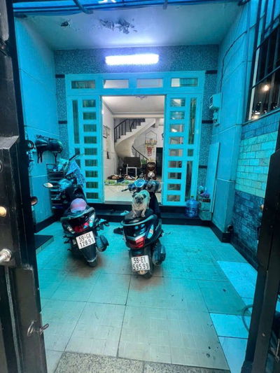 Nhà đẹp SHR 4m x 16m đúc 1 lầu Hẻm xe hơi 1/ Nguyễn Thị Kiểu