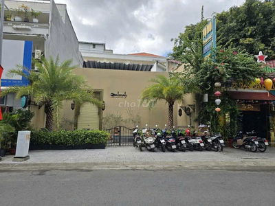 Cho thuê nhà Gần MT Khu Trần Hưng Đạo, Phường Cô Giang, Quận 1.