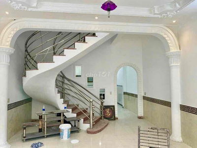 Giảm 200tr - HXH - Nguyễn Sơn, Luỹ Bán Bích, 2 Tầng, 4,7 x 11.7 (55m2)