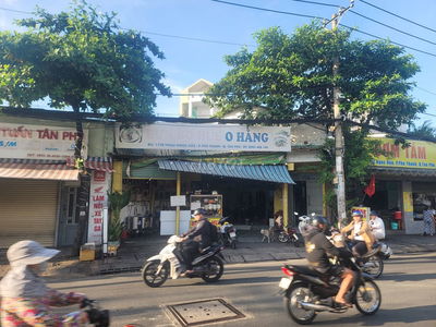 Cho thuê mặt bằng kinh doanh mặt tiền thoại ngọc hầu
