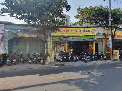Cho thuê mặt bằng kinh doanh mặt tiền thoại ngọc hầu