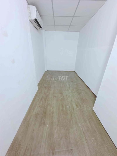 phòng 2trieu có máy lạnh