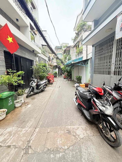 BÁN NHÀ 43M2 SD, 2PN, ĐANG CHO THUÊ