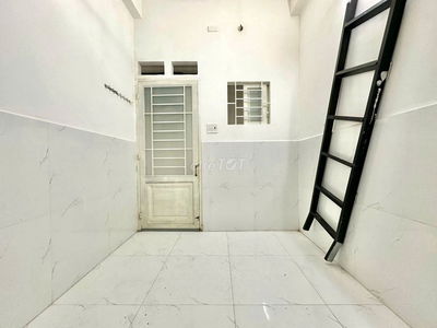 PHÒNG TRỌ CÓ GÁC GIÁ RẺ SÁT BÊN CVPM QUANG TRUNG