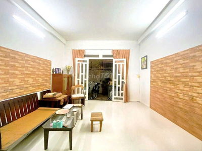 Bán Nhà HXH Phạm Văn Đồng, Gần Bệnh Viện 175, 75m2, Ngang 5m, Chỉ 8Tỷ