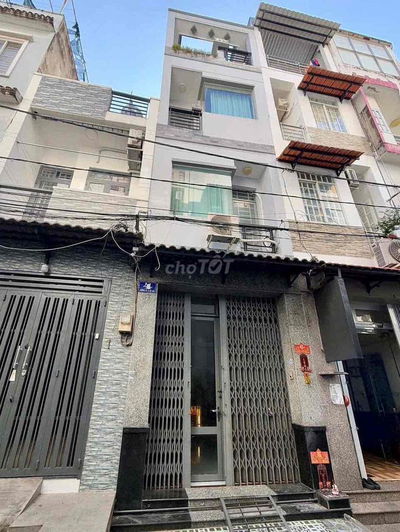 👉 xây dựng ngang 3m dài 10m  kết cấu đúc 3 tấm rưỡi BTCT,  có 4 phòng