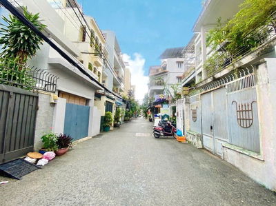 Nhanh mới kịp, 67m2 / 8,55 TỶ / HXH Hoàng Hoa Thám.