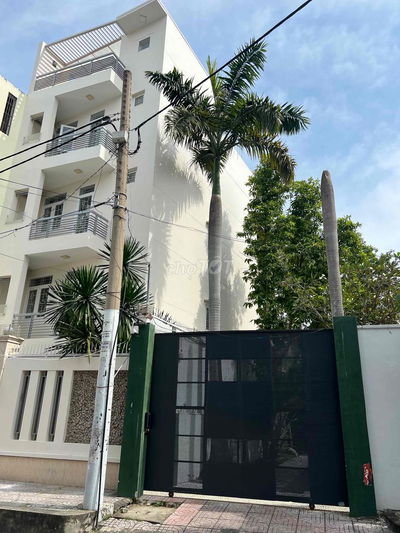 MT >8M KHỦNG GÒ VẤP - KINH DOANH SẦM UẤT - 13 TỶ