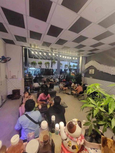 sang quán caphe đường Lê Thị kim Hóc Môn