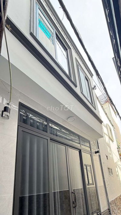 Giảm gấp 150 triệu giá mới 2,7 TỶ