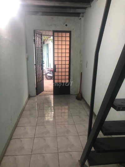 nhà cho thuê dài hạn , gần trường cấp 1,2 thạnh mỹ lợi , cấp 3 giồng o