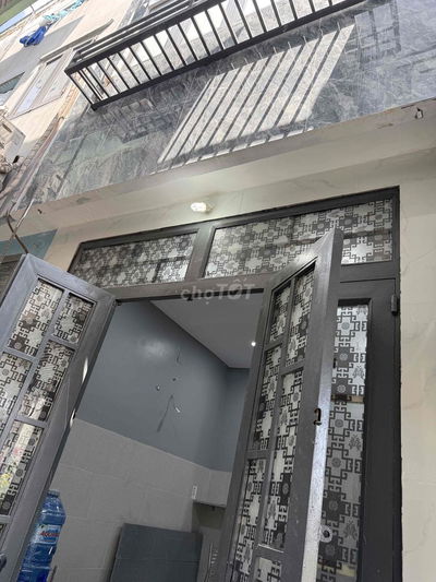 Cho thuê nhà mới, nhỏ xinh, HXH