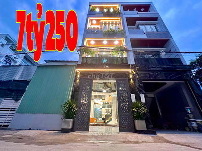 NHÀ ĐẸP MÊ LY ĐẦY ĐỦ CÔNG NĂNG XE HƠI NGỦ TRONG NHÀ