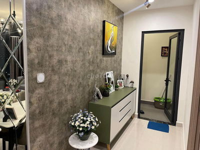 CẦN BÁN CĂN HỘ CAO CẤP 2N2VS VỚI GIÁ 4 TY 060 .TẠI VINHOMES OCP