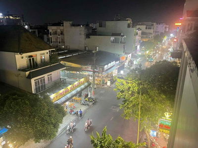 cho thuê góc 2MT Quận Tân Phú