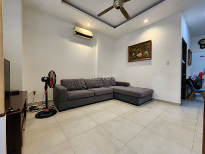 Bán nhà 3 tầng 70m2 hẻm đường Cao Thắng, Phú Nhuận.