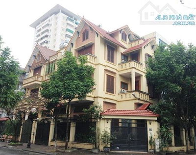 (HIẾM) CHO THUÊ MẶT BẰNG KD NGUYỄN CƠ THẠCH - 200M2 × 4T - LÔ GÓC - GIÁ 35TR