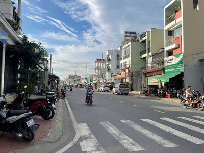 🌿 NHÀ ĐẸP 2 TẦNG BTCT – 2.65 TỶ
📍 Vị trí: QL13 cũ, TP Thủ Đức