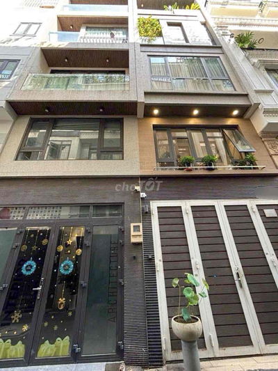 Hồ Biểu Chánh, 6 tầng, có thang máy, xe hơi vào nhà