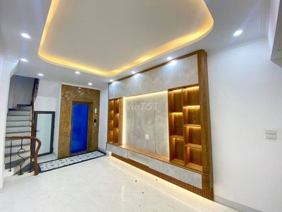 NHÀ ĐẸP PHỐ ĐỊNH CÔNG – 34m²*6T THANG MÁY – FULL NỘI THẤT – NGÕ TO OTO