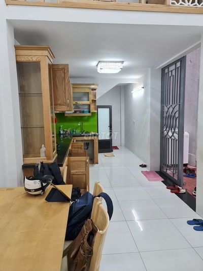 Cho thuê nhà nguyên căn mới đẹp 4,5 tầng tại Định Công Thượng, Hà Nội