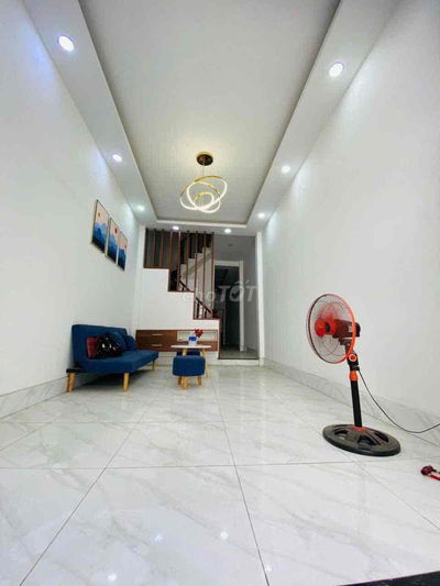 Nhà 3 phòng ngủ - Nhà mới ở liền -Giáp Phú nhuận Tân bình -Gần Đại hoc