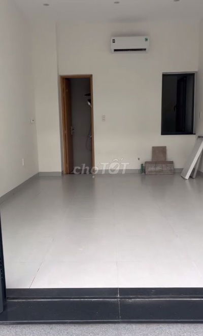 CHO THUÊ MẶT BẰNG LÊ THANH NGHỊ - 30M2 CÓ SÂN RỘNG RÃI - 10TR