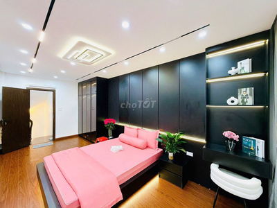 Nhà Đẹp Bạch Mai, Hai Bà Trưng 30/33m, 5 tầng, mt 3.2m, giá 8.6 tỷ.