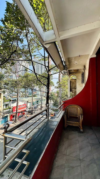 PHÒNG MẶT TIỀN ĐƯỜNG 3/2 (LOTTE MART Q10 - Q11)