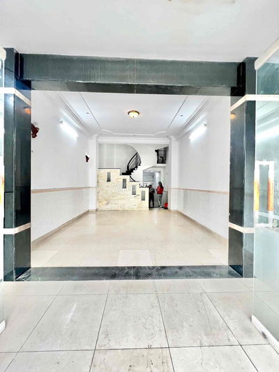 Cho thuê nhà MT Đường 49 dt 90m2 3 Lầu trêt rộng tiện kinh doanh