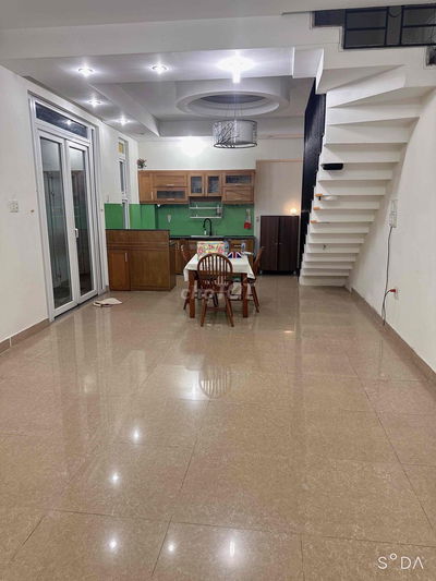 cho thuê nhà siêu rộng thoáng 4pn 17tr tl