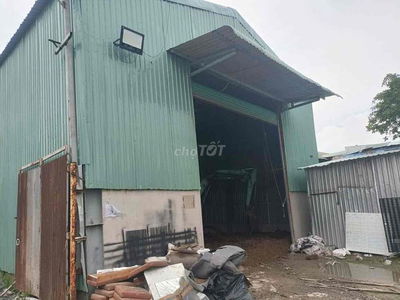 Cho thuê kho xưởng mặt tiền đường Nguyễn Xiển, Quận 9.