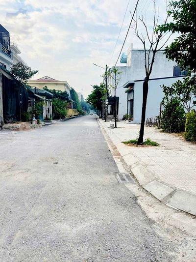 [ Xuất hiện lô đất vỉa hè rẻ đẹp nội thành Phủ Lý ]